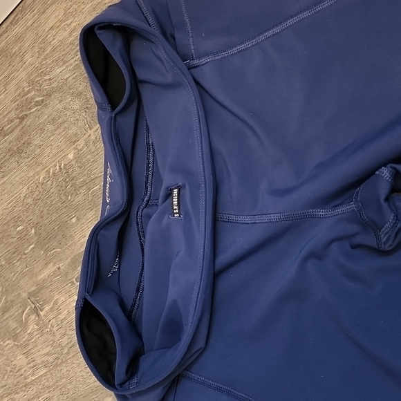 Victoria's Secret Total Knockout leggings - Picture 4 of 7